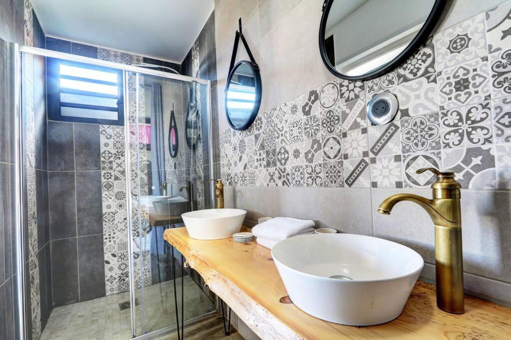 Villa 3 Etoiles Avec Piscine Chauffee Saint Pierre - Dodoterla Extérieur photo